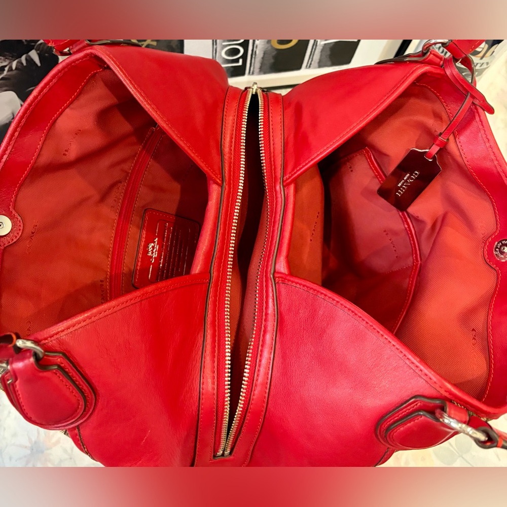 EUC! COACH SIGNATURE CANVAS SHOULDER BAG WITH RED LEATHER TRIM
NO CALLOUTS - Picture 14 of 16